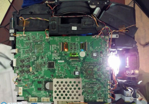 爱普生家用3LCD投影机拆机，当时售价20K！