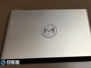 小明 S2智能投影 已经推荐给我隔壁公司老板