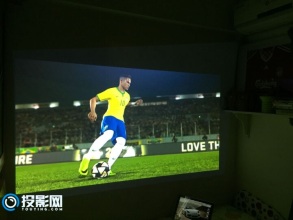 松下PT-UW313C体验：小白的第一款投影仪