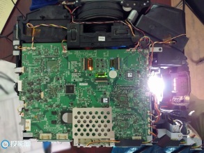 爱普生家用3LCD投影机拆机，当时售价20K！