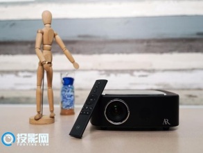 酷乐视S4 Pro颜值在线，摆在客厅是一道风景线