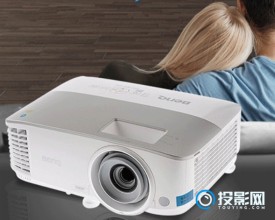 明基HT711投影仪怎么样？家用全高清原生1080P投影