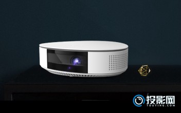 当贝D2H投影仪首测：高性价比的投影仪才是家用首选