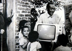浅谈中国家庭显示变迁史
